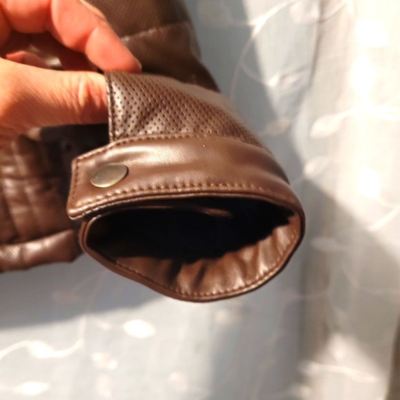 Guess Jacket - Picture 3 of 4